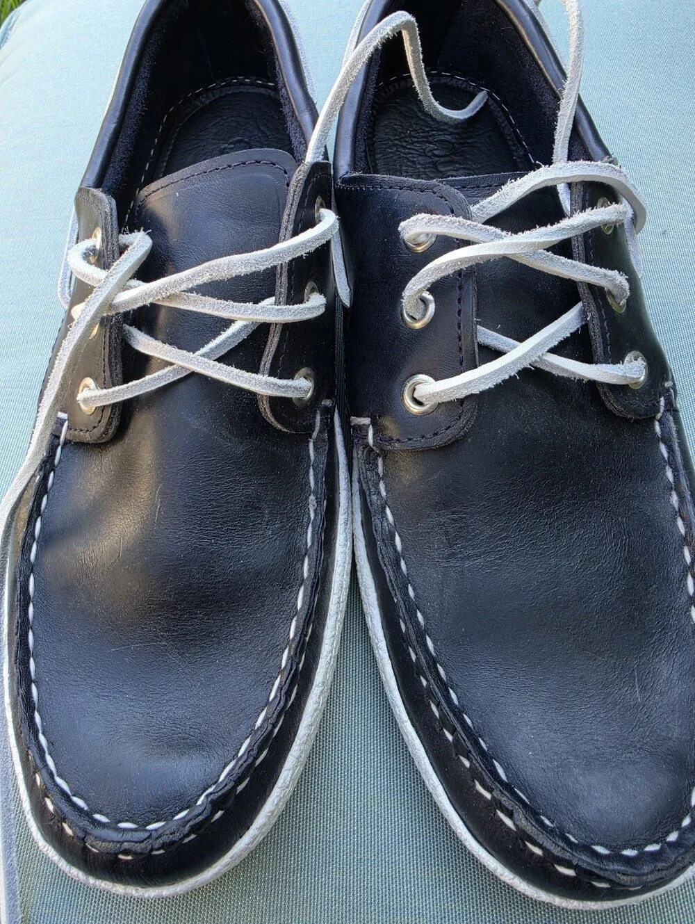 Quoddy Runabout Moccasin Boat Shoe Dark Navy Leather Vibram Outsole Men’s 7.5